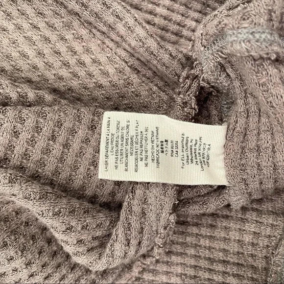 🎉HOST PICK🎉 NWOT Free People Taupe Drippy long sleeve waffle print thermal T - Picture 15 of 16
